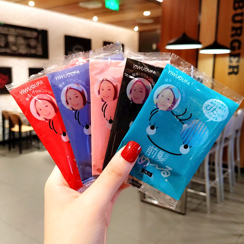 Miếng dán tóc mái giúp cố định tóc khi rửa mặt, trang điểm