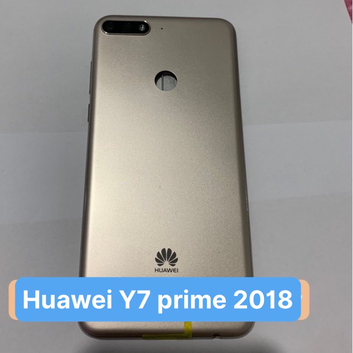 Bộ Vỏ zin Huawei Y7 Prime 2018 gồm lưng, sườn, phím âm lượng, kính camera