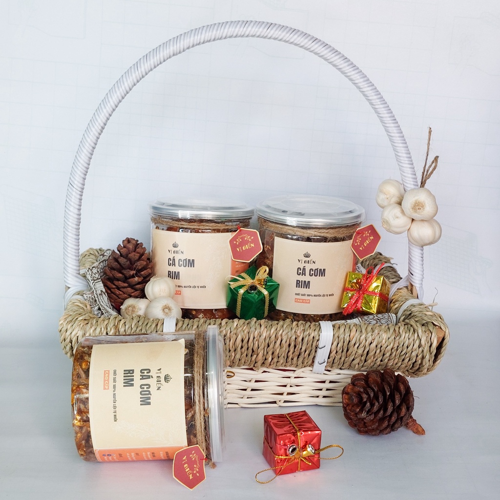 Cá Cơm Rim Tỏi Ớt Nước Mắm Vị Biển, Đồ Ăn Vặt Ngon Rẻ Hủ PET 200GR Thực Phẩm Ăn Liền | BigBuy360 - bigbuy360.vn