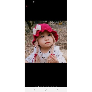 mũ len handmade gắn tóc giả 2 bên cho bé