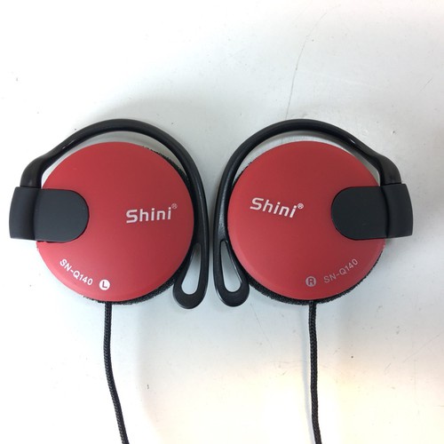 Tai nghe chụp tai móc vành tai