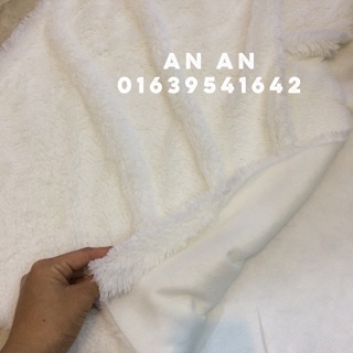Combo : Thảm nâu chuột và thảm trắng