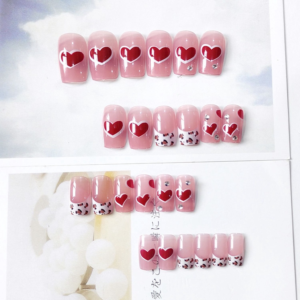 [Hàng mới về] Set 24 Móng Tay Giả Bắt Mắt Có Thể Tháo Rời Tiện Lợi