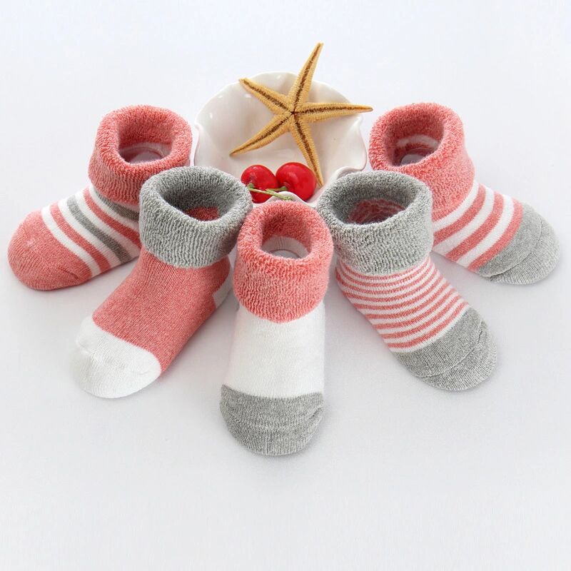 Set 5 Đôi Vớ Cotton Chống Trượt Dễ Thương Cho Bé