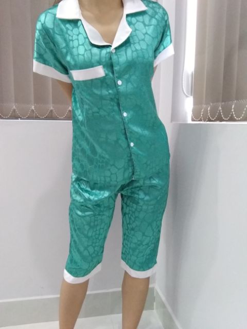 Set bộ lửng satin lụa (clip sản phẩm shop tự quay) | BigBuy360 - bigbuy360.vn