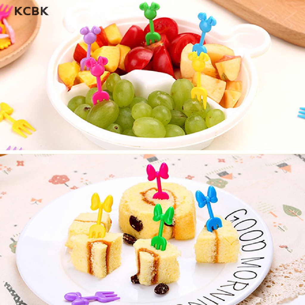 Nĩa Ăn Trái Cây Họa Tiết Hoạt Hình Dễ Thương