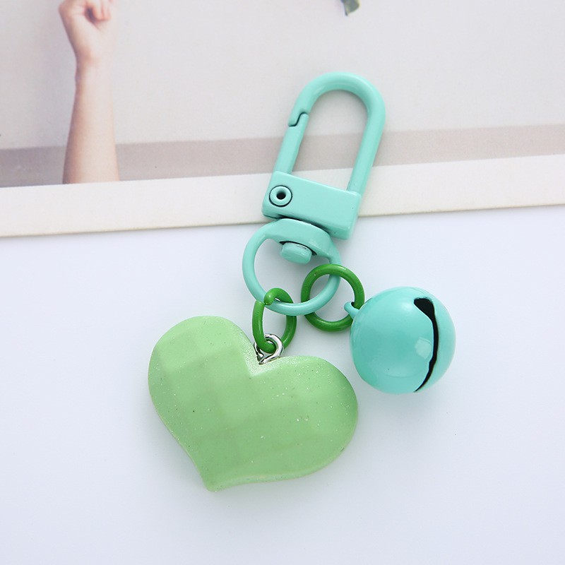 Móc khóa hình trái tim nhiều màu sắc sáng tạo