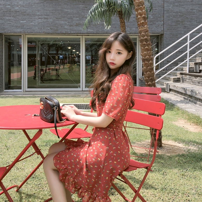 Đầm tay ngắn phồng cổ chữ V in họa tiết hoa phong cách Hàn Quốc retro xinh xắn dành cho nữ 27931