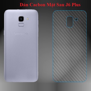 Miếng dán full mặt lưng Galaxy J6 Plus 2018 vân Carbon chống vân tay - trong suốt