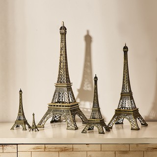Mô hình tháp Eiffel đa kích thước