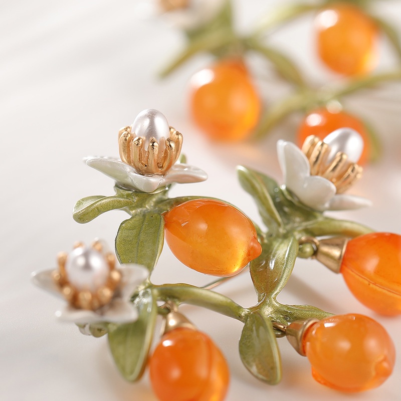 Ghim Cài Áo Hình Cây Lá Đính Ngọc Trai Nhân Tạo Màu Cam Phong Cách Mori Cổ Điển Sang Trọng Thời Trang Cho Nữ