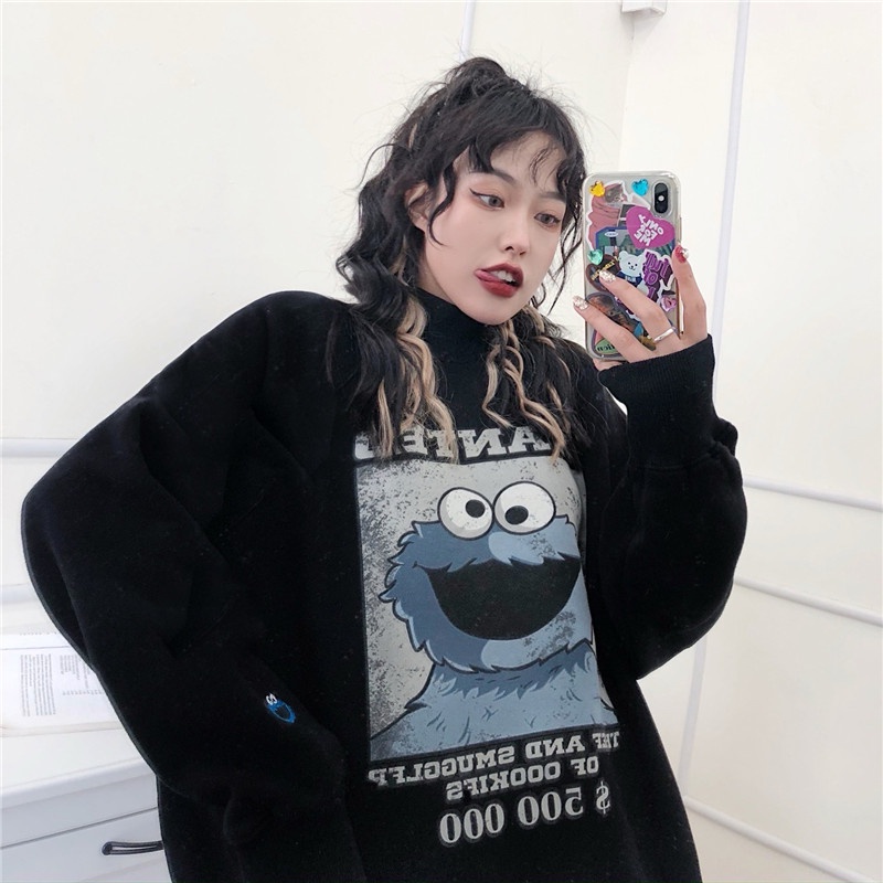 Áo nỉ tay dài cổ cao dáng rộng in họa tiết hoạt hình phong cách Hàn Quốc thời trang | BigBuy360 - bigbuy360.vn