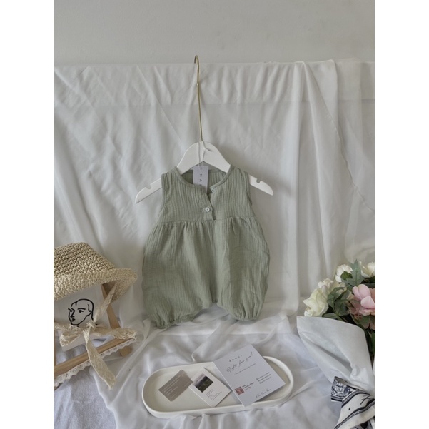 Bodysuit green muslin sát nách Nanci room