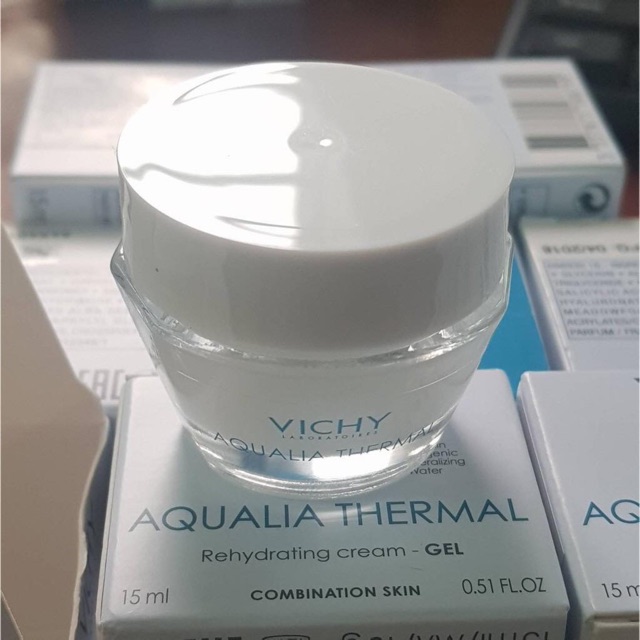 Gel dưỡng ẩm Vichy Aqualia Therma 15ML - hàng Pháp