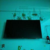 Decal cực kì đẹp, độ bám dính tốt, shop tư vấn nhiệt tình, nhân viên giao hàg dễ thương. Sẽ tiếp tục ủng hộ shop dài dài. 