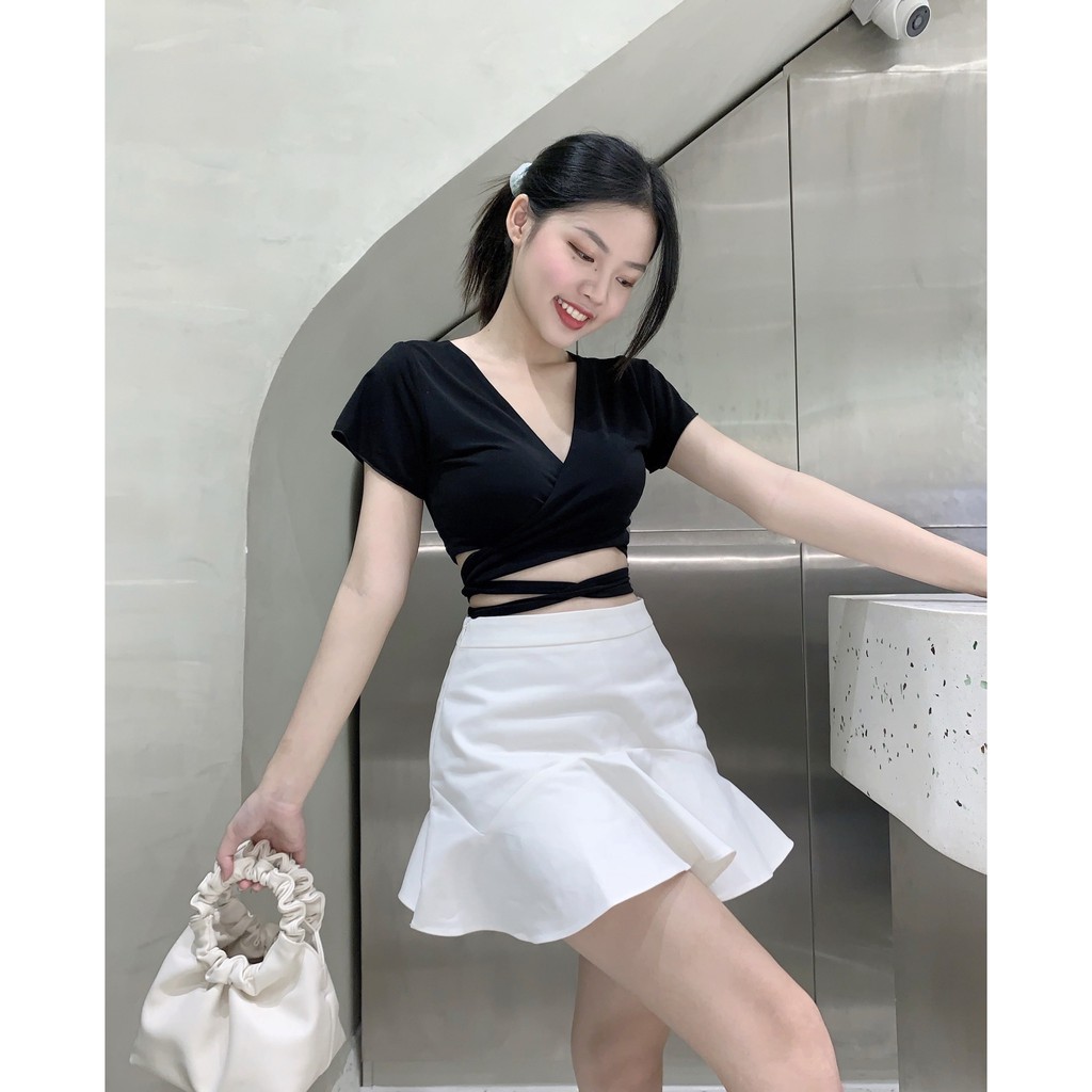 Áo croptop đắp chéo cột dây - Galore Top