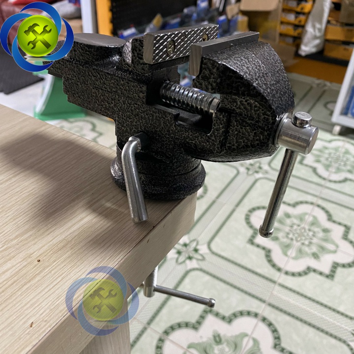 Ê tô kẹp bàn đế xoay Century SD-E-60