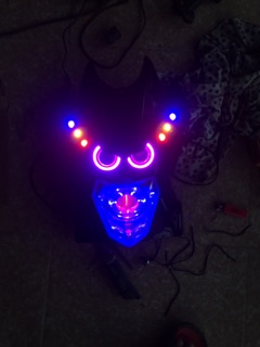 Mắt cú xmen