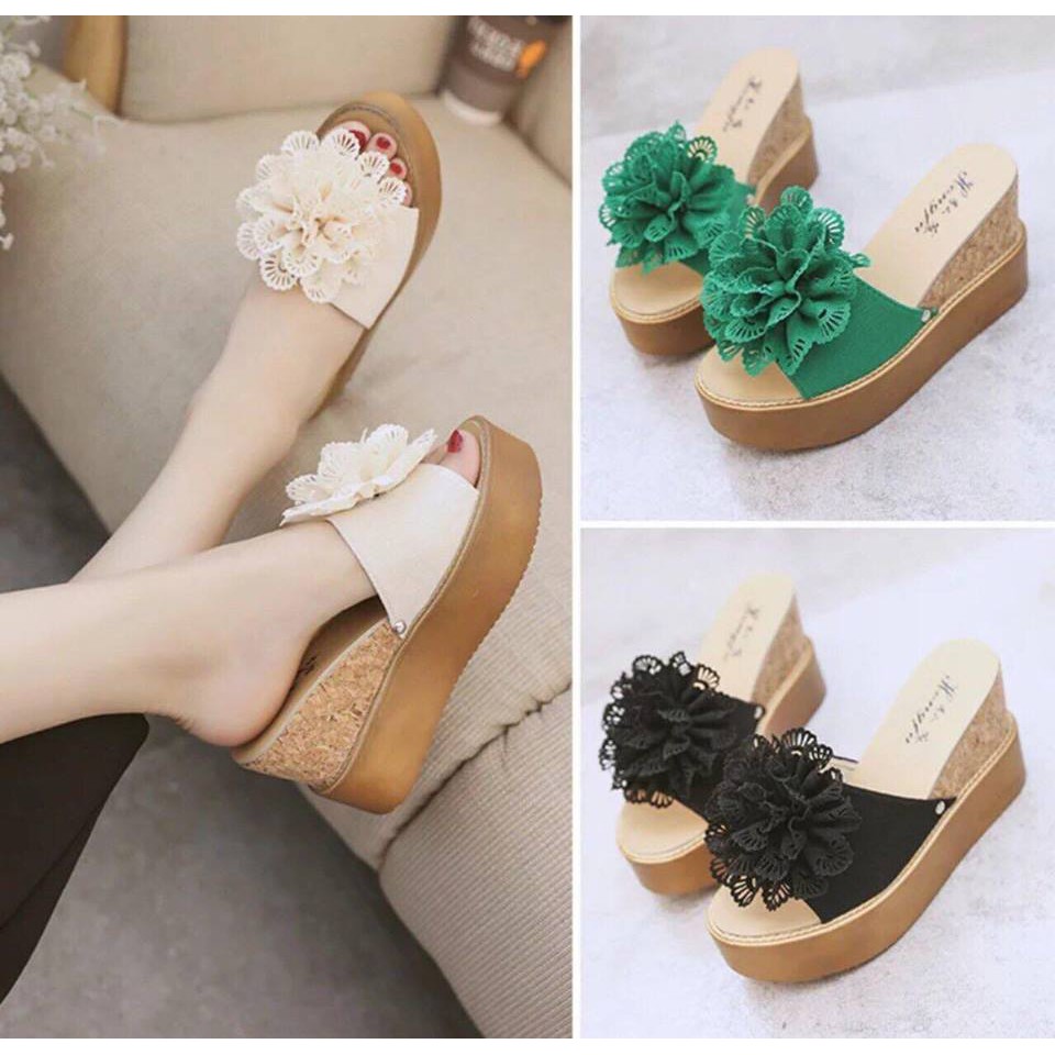 Sandal đế xuồng 7p shop có đen