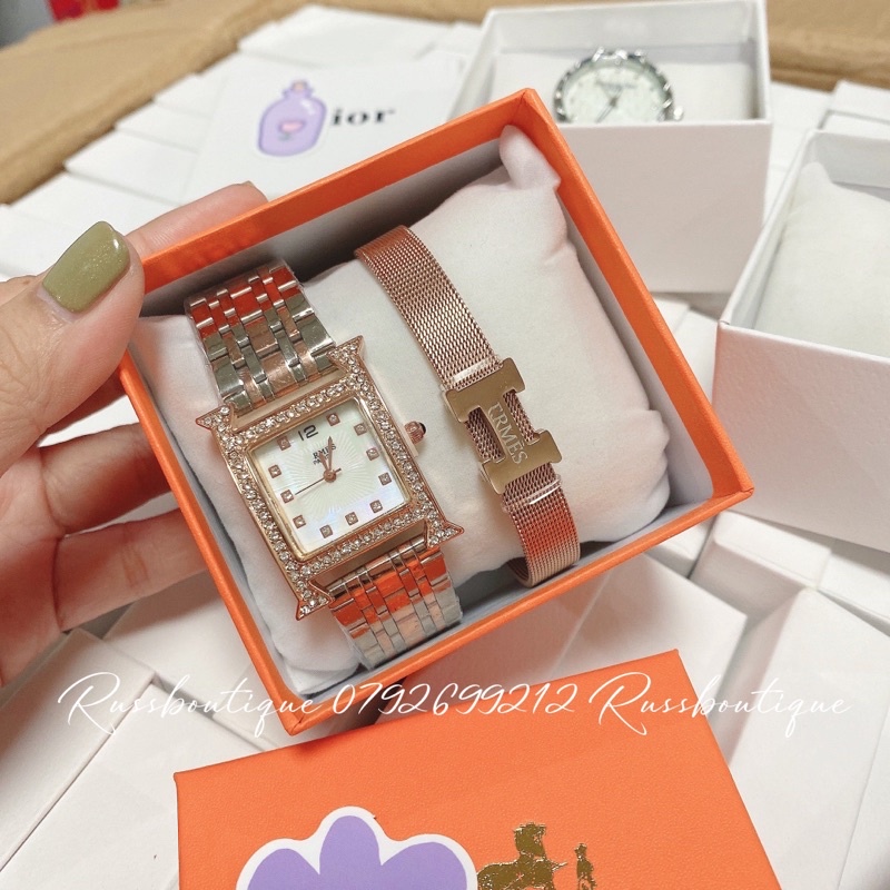 Đồng Hồ Lắc Tay Nữ H RusWatches Dây Kim Loại Mặt Chữ Nhật Titan Cao Cấp Fullbox