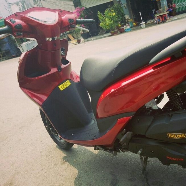 Chai sơn xịt, sơn xe Samurai H138 màu đỏ candy R4L 400ml chính hãng - Nhập khẩu Malaysia