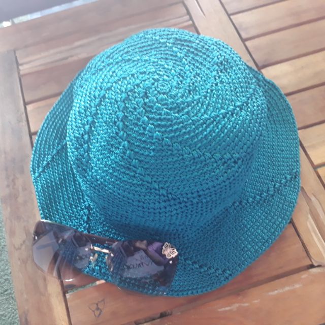 Nón handmade đi biển