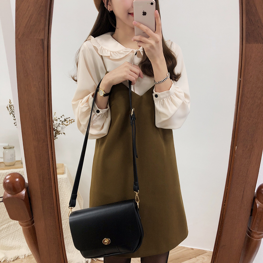 Đầm mini cổ vuông màu trơn 26966