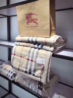 CHĂN MUJI CHO MÙA HÈ