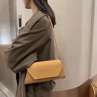 Túi Đeo Chéo Thời Trang Nữ Tính