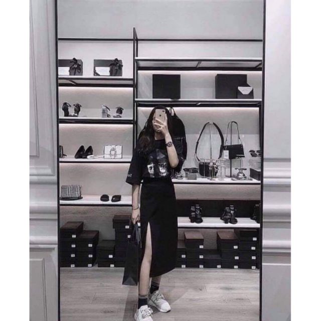 Chân váy midi xẻ tà màu đen