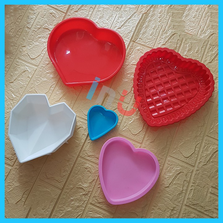 HCM - Khuôn silicon tim làm bánh bông lan, bánh gato, đổ rau câu BSI