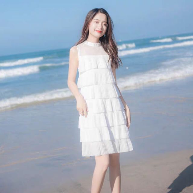 Đầm trắng sát nách điệu đà sang chảnh, hàng Quảng Châu xịn xò đẹp rẻ | BigBuy360 - bigbuy360.vn