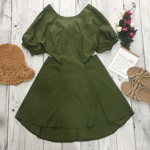 Đầm xinh độc lạ reri dress chất kaki mềm điểm nhấn gài nút sau lưng from đuôi cá xoè tay bo chun co giãn (kèm ảnh thật) | BigBuy360 - bigbuy360.vn