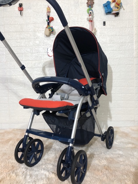 Xe đẩy Combi Premier 2 chiều