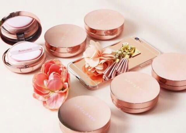 Phấn nước April Skin Magic Snow Cushion Pink SPF50++ PA+++
Phấn nước thần thánh đã ra mẫu mới Pink phấn nước thần tha