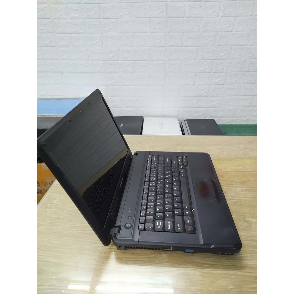 Laptop cũ Lenovo G450 - hình thức đẹp, chạy khỏe