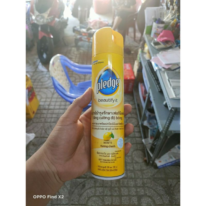 Xịt bóng gỗ Pledge 330ml Thailand