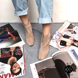 Boots Mũi Vuông Da Lộn Gót Trụ