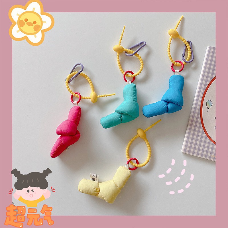 Móc khóa hình thắt nút