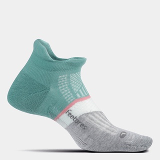 Tất Nữ Feetures không bai dão