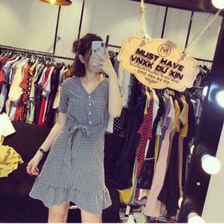 Váy kẻ caro thắt nơ eo