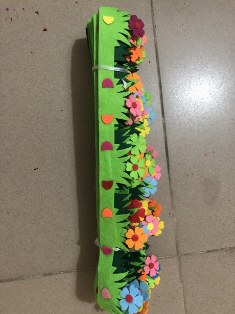 Cỏ nỉ trang trí chân tường