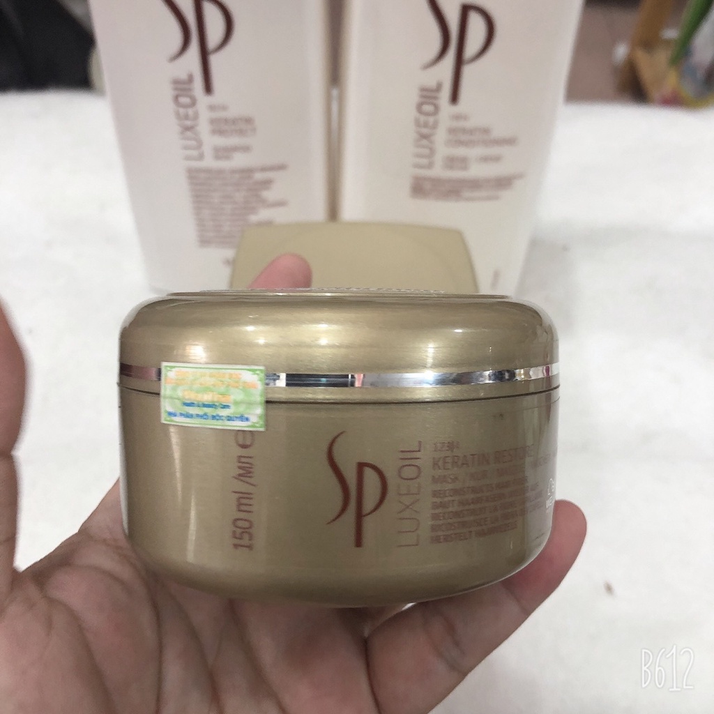 Hấp dầu bảo vệ và tái tạo cấu trúc tóc SP LUXEOIL KERATIN WELLA