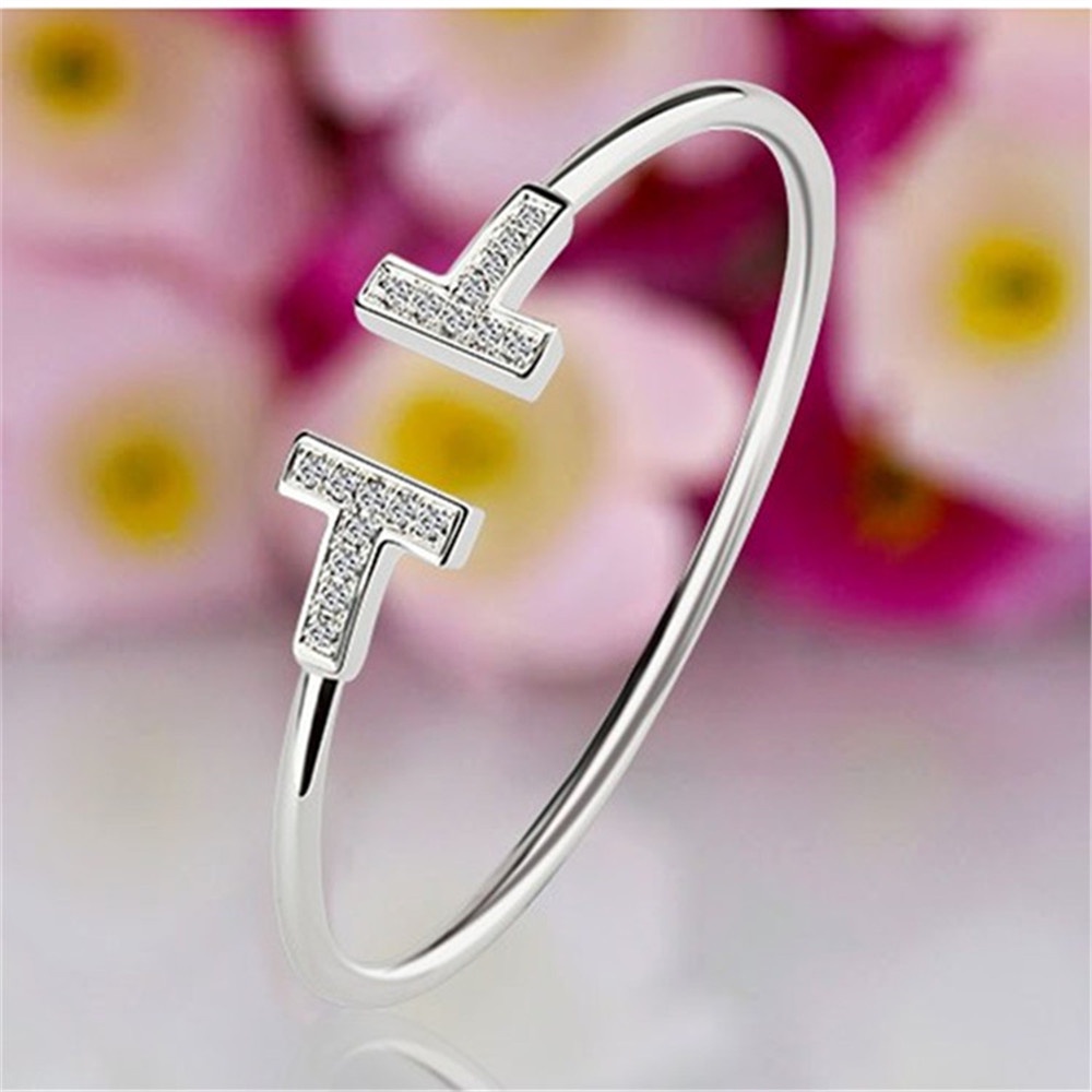 Vòng tay hở đính hạt đá zircon đơn giản thời trang