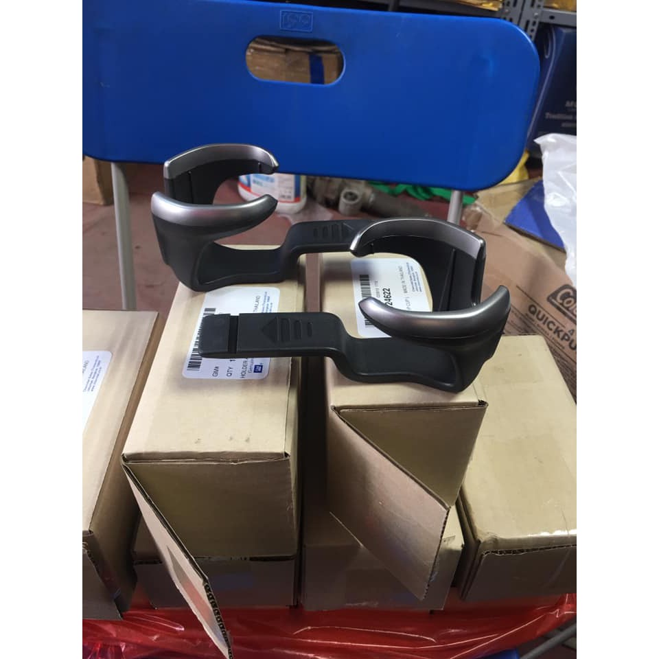 Giá để cốc nước Chevrolet Colorado, Trailblazer - GM Thái Lan 52124622