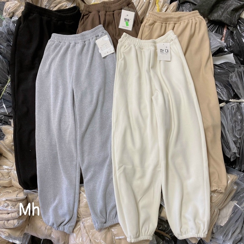 Quần Jogger Bo Gấu Trơn Nỉ Nhung Tăm Nữ Unisex