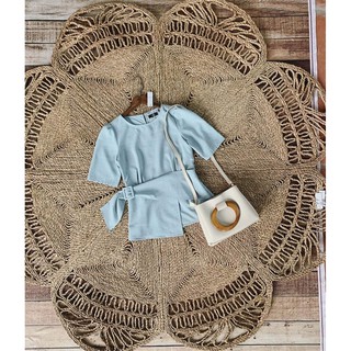 Áo phối tà nịt zip bên