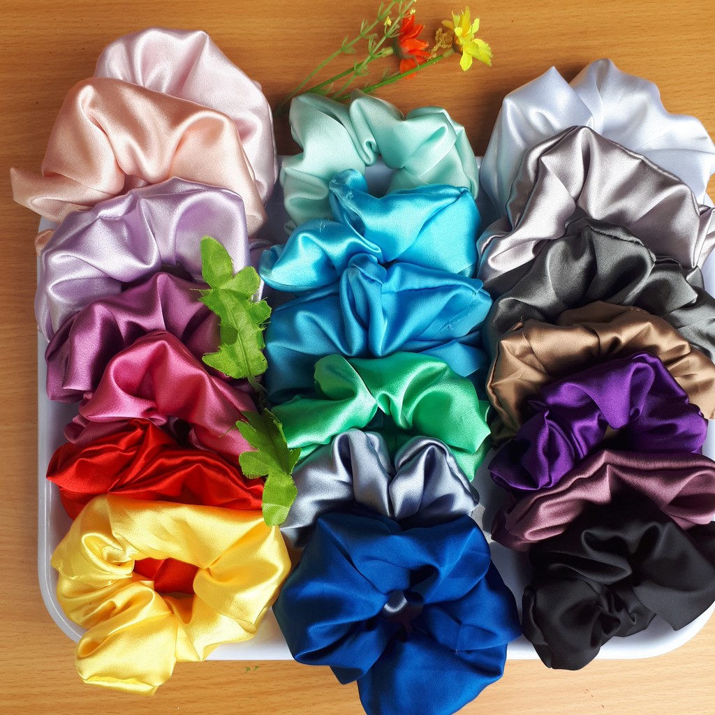 Thun cột tóc vải SRUNCHIES nhiều mẫu (được chọn mẫu) ảnh tự chụp | BigBuy360 - bigbuy360.vn