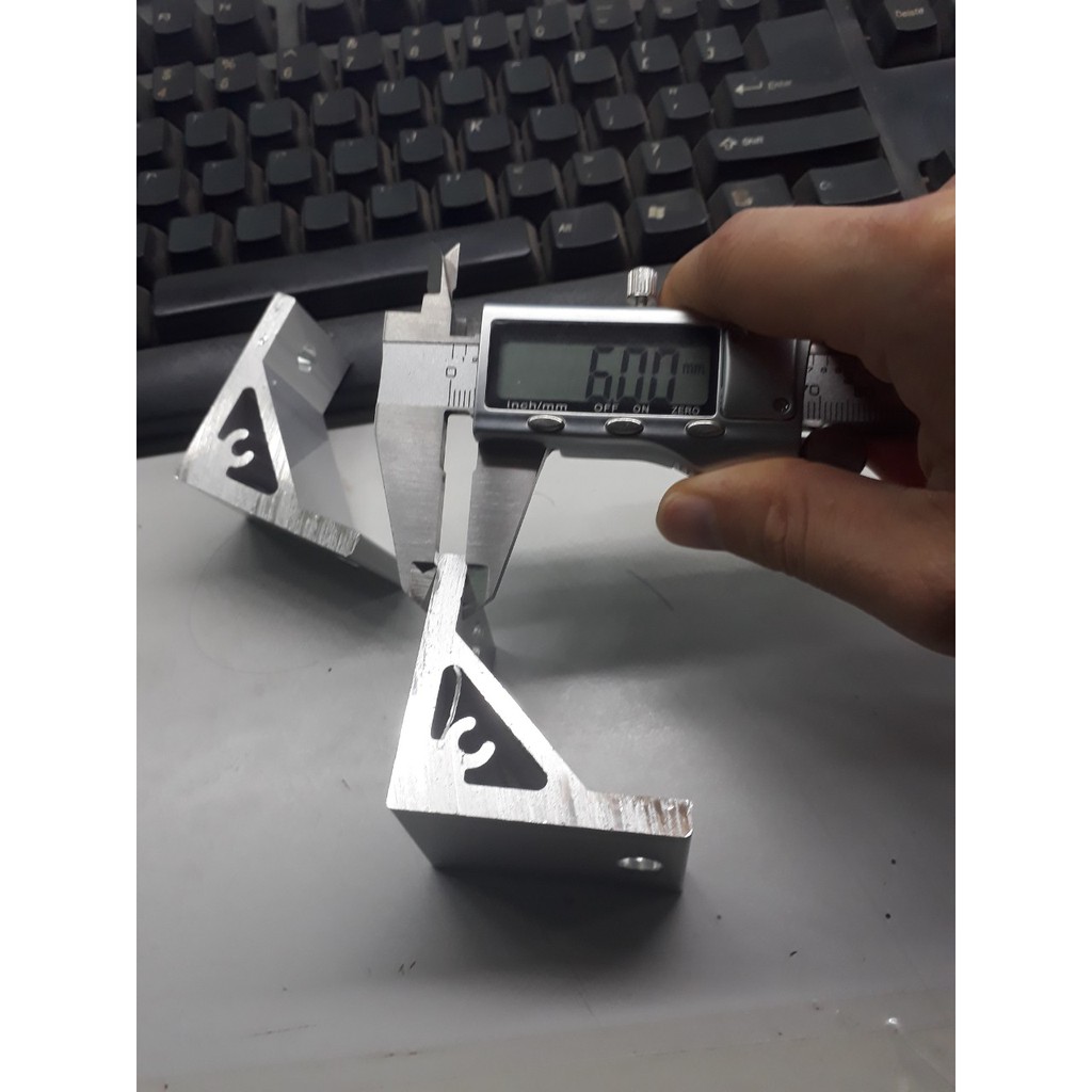 KE GÓC NHÔM CHỊU LỰC 4040