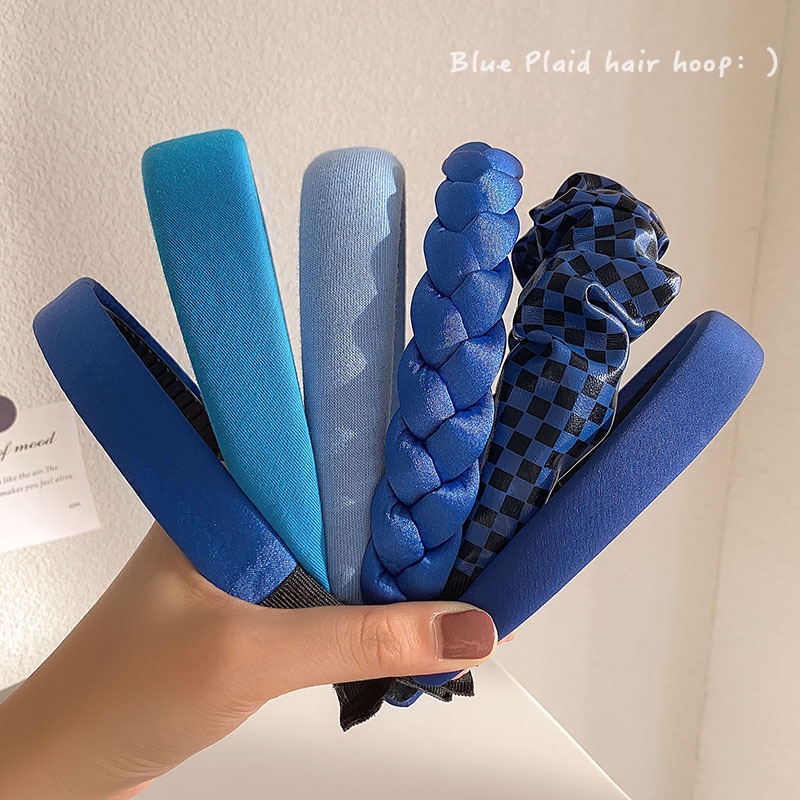 MOCHASHUCài tóc màu xanh lam phong cách Hàn Quốc